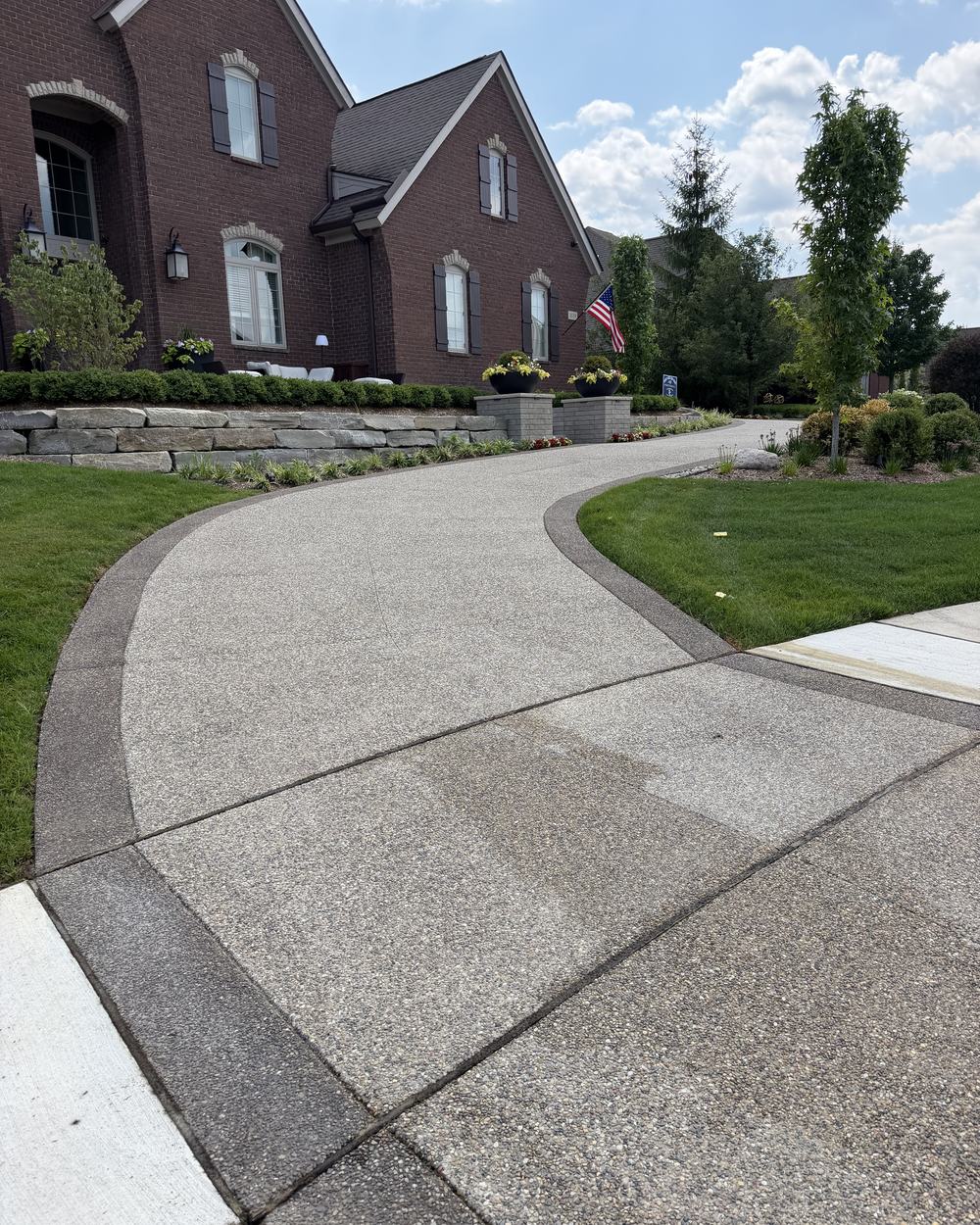 Exposed aggregate driveway before sealing